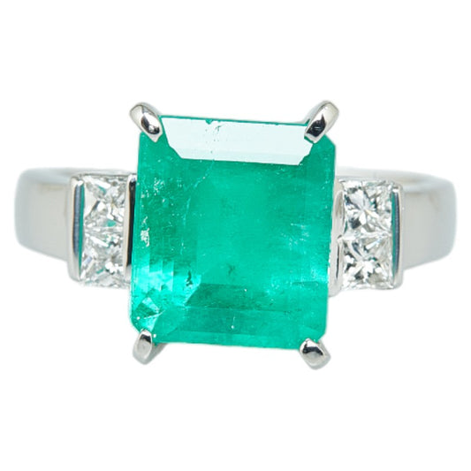 Pt900 Platinum Emerald 3.47ct Diamond 0.38ct Ring