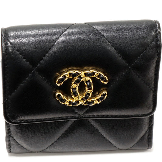 Chanel Lambskin Trifold Wallet Black