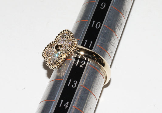 Van Cleef & Arpels Diamond Vintage Alhambra Ring