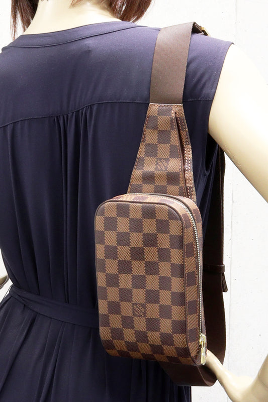 Louis Vuitton Damier Geronimos Waist Bag N51994