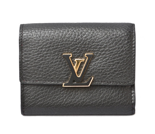 Louis Vuitton Tri-fold Wallet Capucines XS M68587