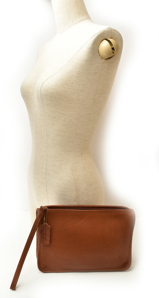 Coach Vintage Natural Leather Clutch Bag Brown