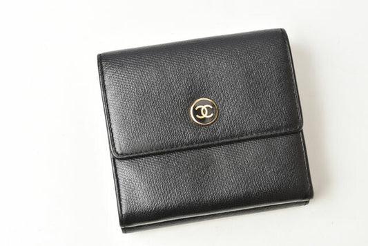 Chanel Leather Bifold Wallet A20902