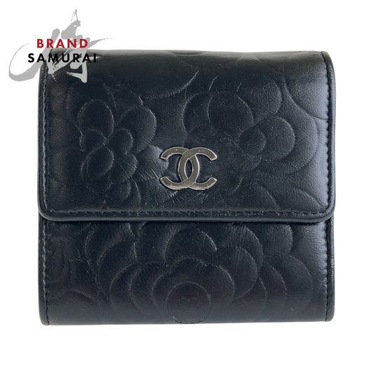 Chanel Vintage Camellia Lambskin Compact Wallet