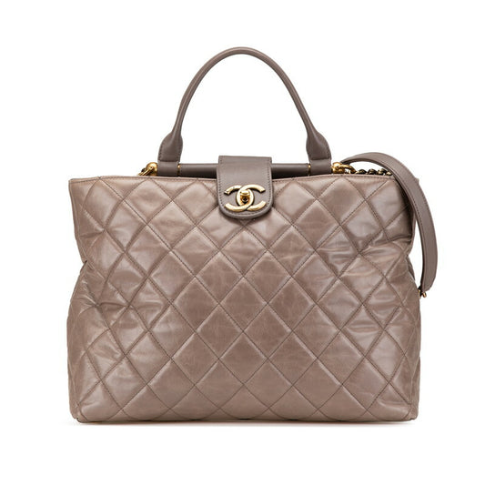 Chanel Matelasse Coco Mark Leather Handbag