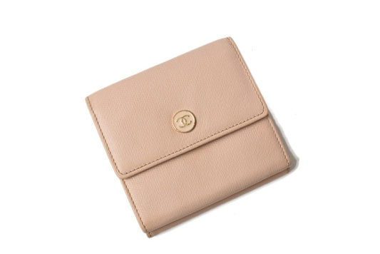 Chanel Leather Bifold Wallet A20902