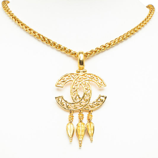 Chanel Vintage Coco Mark Swing Necklace Gold