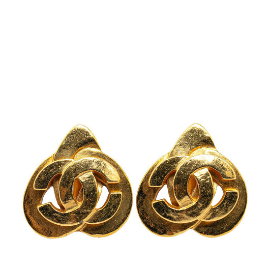 Chanel Vintage Heart Motif Earrings Gold